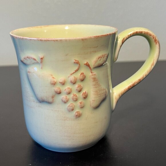 Set of 3 Vtg Casafina MADEIRA HARVEST Embossed Fruit  Stoneware Mugs ~ PORTUGAL - Picture 5 of 13